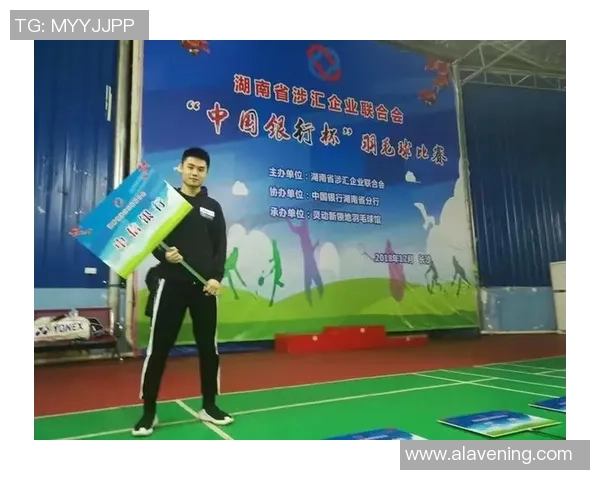 深圳羽毛球队在精英赛中以73分稳居积分榜首位，展现强劲实力