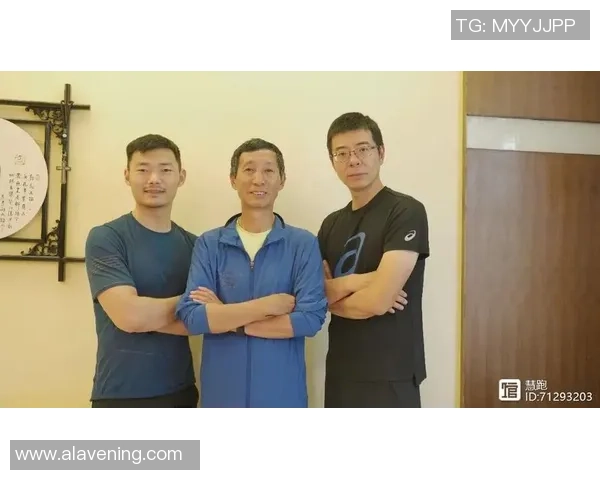 聚焦篮球运动耐力提升上海篮球队的训练与挑战探讨