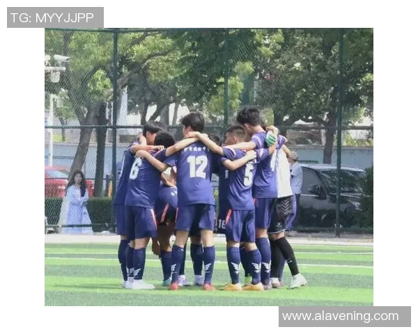 荆州足球明星球员盘点及其在国内外赛场的表现分析 荆州足球明星球员盘点及其在国内外赛场的表现分析