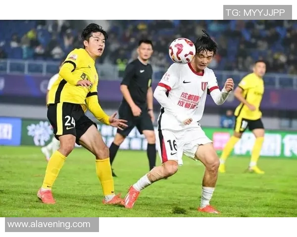 赛后复盘分析上海足球队与成都足球队的精彩对决与战术启示