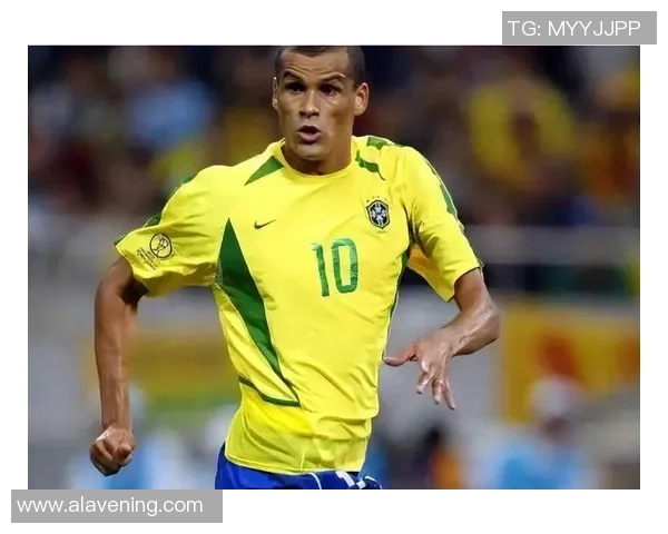 足球明星小罗身价揭秘他在全球足坛的影响力与商业价值分析 足球明星小罗身价揭秘他在全球足坛的影响力与商业价值分析