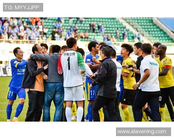 足球明星最新动态视频分享引发球迷热议与期待 足球明星最新动态视频分享引发球迷热议与期待